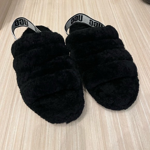 UGG Fluff Yeah Slides - Picture 1 of 7